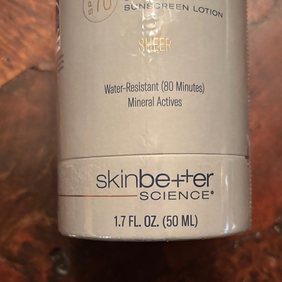 Skinbetter Science Sheer Gray Mineral Sunscreen SPF 70 NEW AND SEALED PACKAGING - Picture 2 of 5